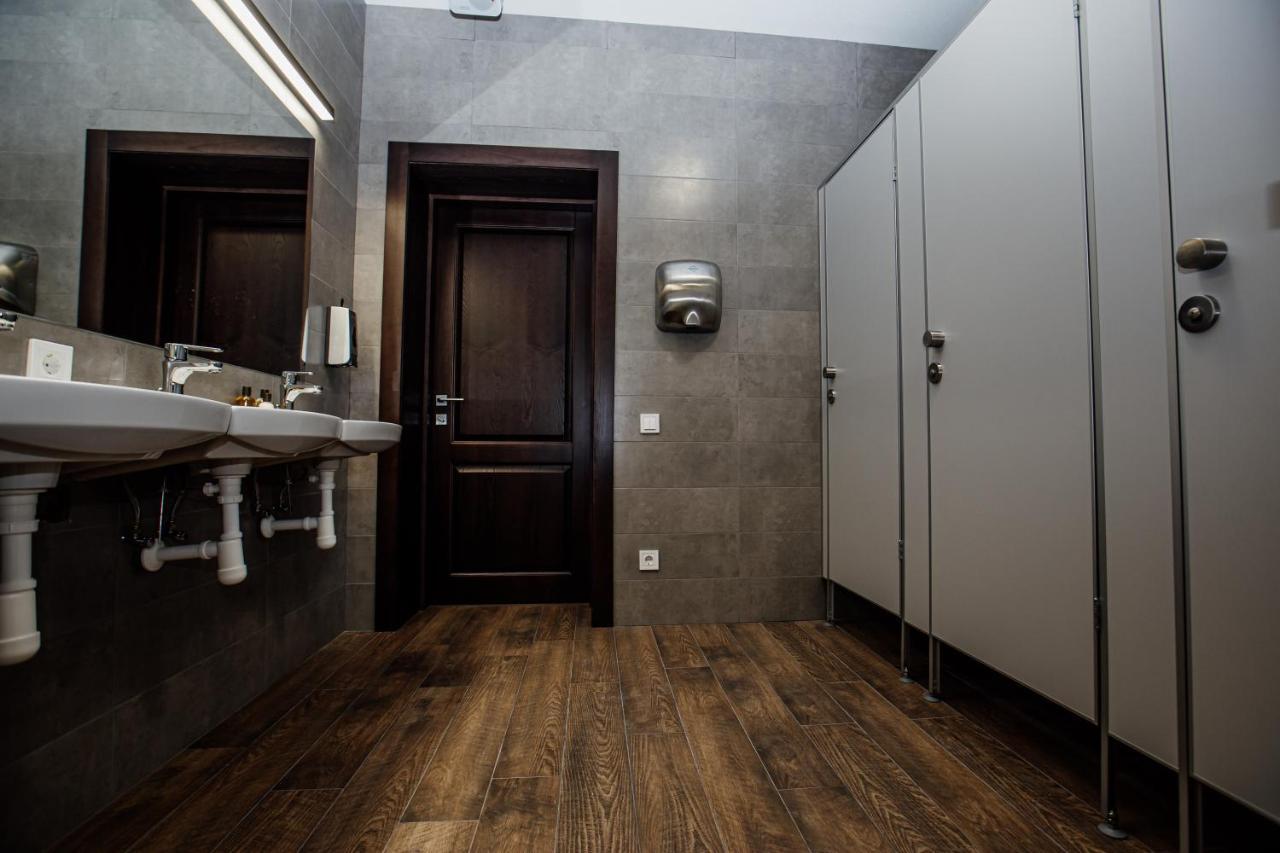 Новый Хостел Nesvit Киев Академгородок Exterior foto