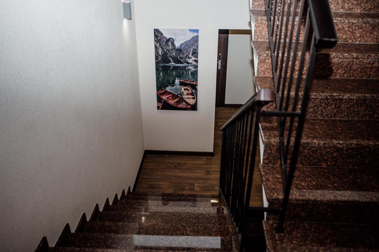 Новый Хостел Nesvit Киев Академгородок Exterior foto